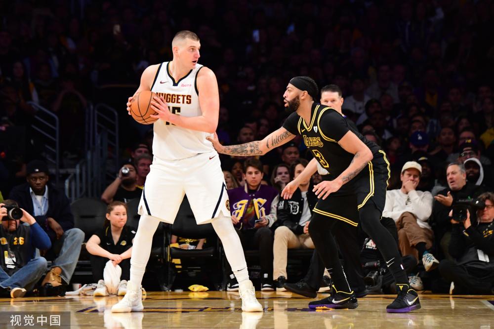 随着现代足 随着现代足